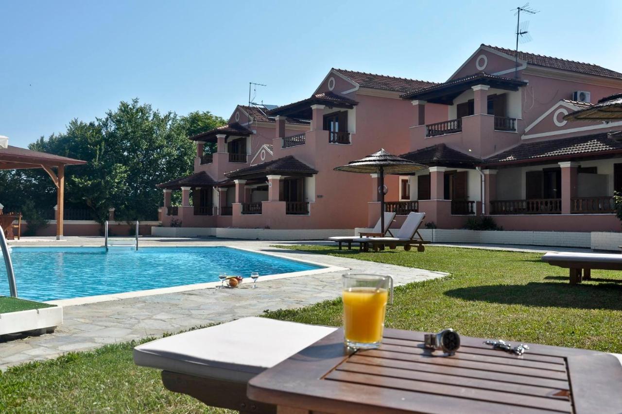 Louvros Sidari Corfu Apartment *
